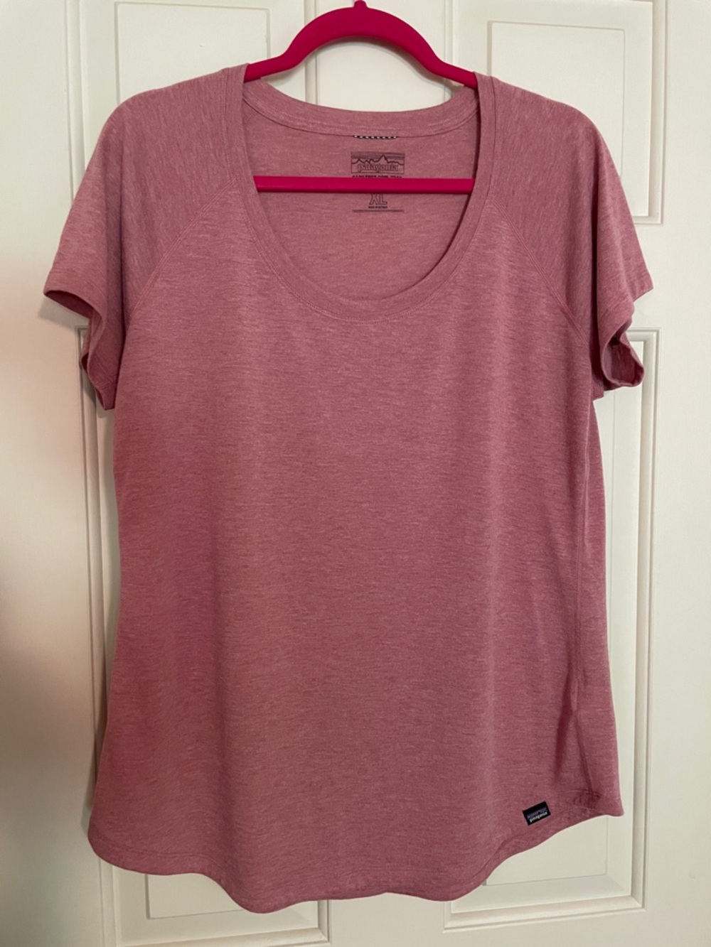 Patagonia Women's Capilene® Cool Trail Shirt, EUC, XL